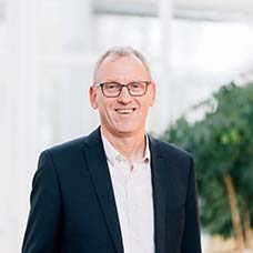 Projektleiter Klemens Hartmann berät zum Thema Lagerplanung