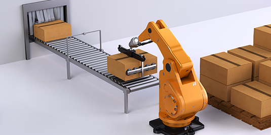 Roboter bestückt Fördertechnik mit Paketen